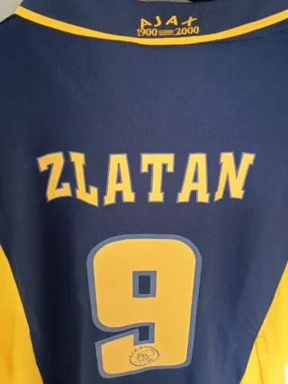 Camiseta AJAX retro. Zlatan Ibrahimovic. L