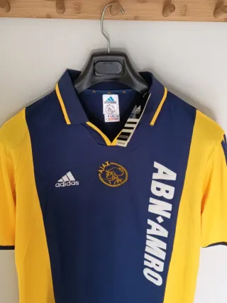 Camiseta AJAX retro. Zlatan Ibrahimovic. L
