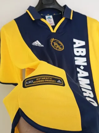Camiseta AJAX retro. Zlatan Ibrahimovic. L