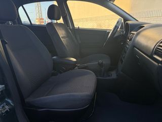 Opel Astra 2003