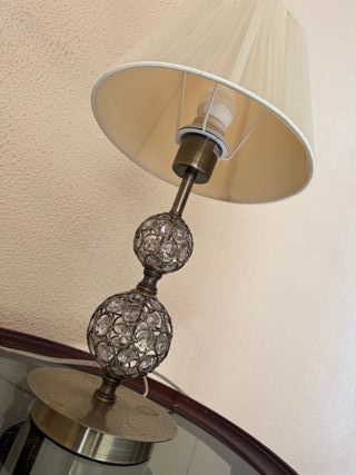 Lámpara de techo y mesa a juego