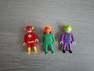 Figuras Playmobil DC Kinder Sorpresa