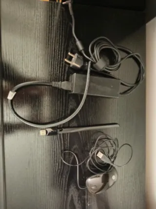 Portátil HP Plata + Cargador, Ratón y Funda