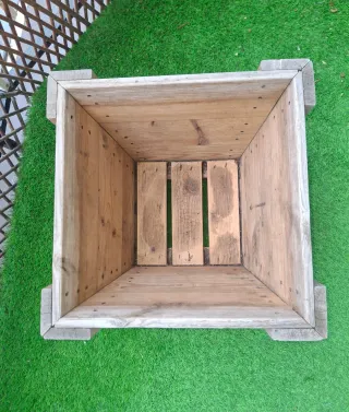 Jardinera de madera cuadrada l40 x a40 x h35cm