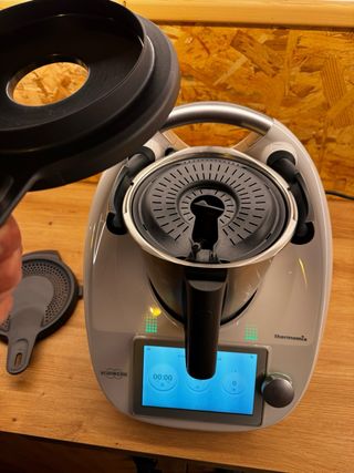 Thermomix TM6 + accesorios- Perfecto estado