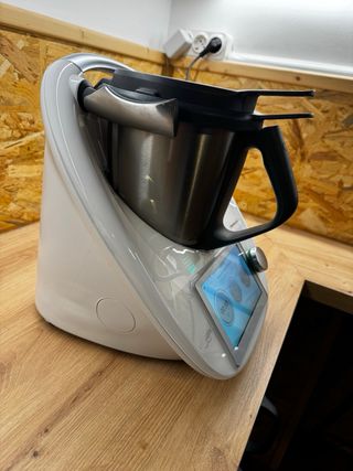 Thermomix TM6 + accesorios- Perfecto estado