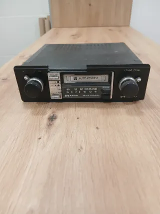 Radio Cassette Sanyo Coche Clásico AM/FM