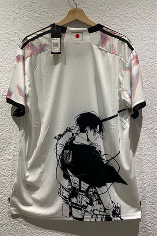 Camiseta Japón Adidas Talla XL Ataque a los Titane