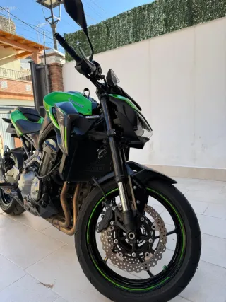 Kawasaki Z900 Naked