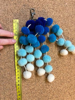 Portachiavi Pompon Degradato Blu