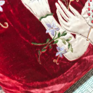 Cojín Decorativo Vintage Mujer Flores bordados