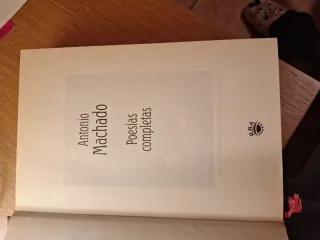 Libro poesías Antonio Machado