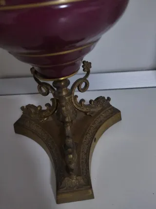 Lampada da tavolo in porcellana