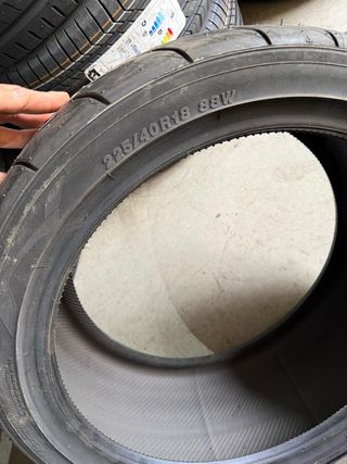 2 Neumáticos Yokohama Advan Neova 225/40R18 88W