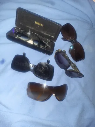 Lote de gafas de sol Versace