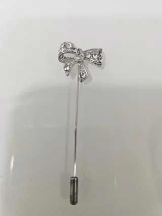 Alfiler joya con brillantes