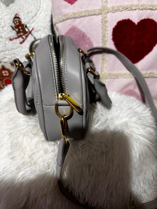 Bolso Miu Miu Gris Elegante