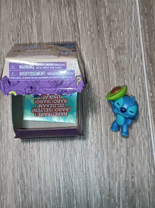 Figura Stitch con Aguacate