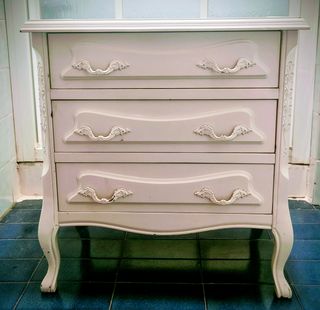 Cabecero, pie, somier de cama vintage blanco