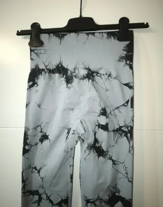 Pantalón Push Up estampado Tie-Dye