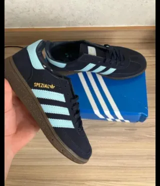 Adidas Spezial Azul Marino y Turquesa