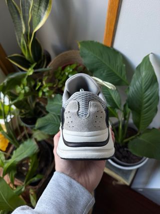 Adidas Yeezy 700 Wave Runner