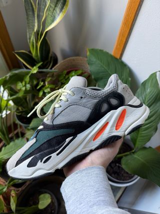 Adidas Yeezy 700 Wave Runner
