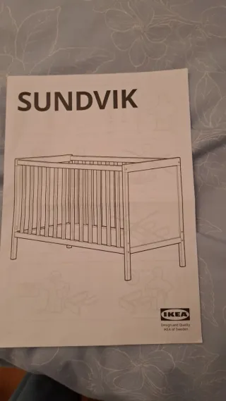 Cuna de bebé blanca ikea