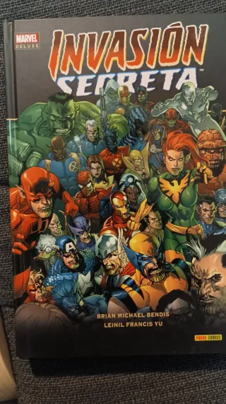 Invasin Secreta-Marvel Deluxe