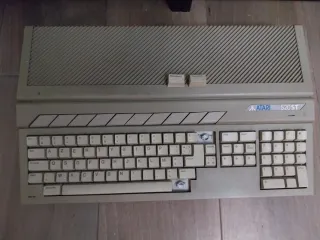 ORDENADOR ATARI ST 520