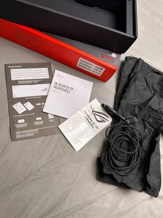 Teclado Inalámbrico ROG Falchion 65%