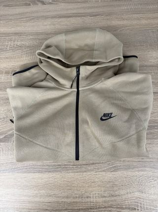 Nike Tech Fleece Beige