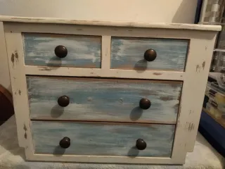 Mesita de noche restaurada