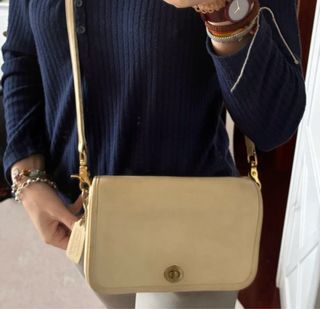 Bolso Coach Turnlock Vintage Piel Beige