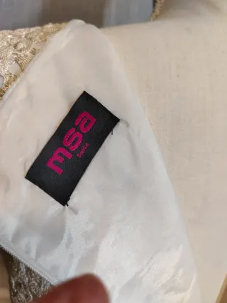 Vestido elegante invitada lunares