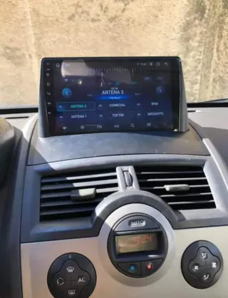 Rádio Renault Mégane 2 Android 14 com Carplay.