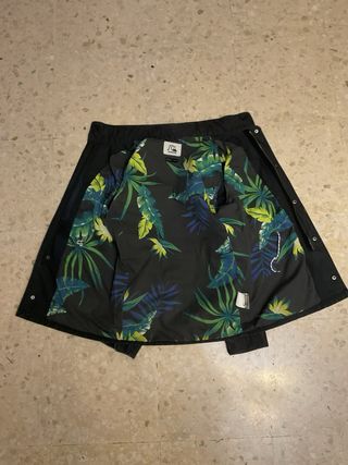 Chaqueta Quiksilver estilo parka verde oliva