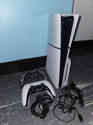 Consola PlayStation 5 + 2 Mandos