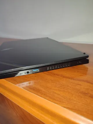 Portátil Gaming Acer Nitro V15 RTX 4050