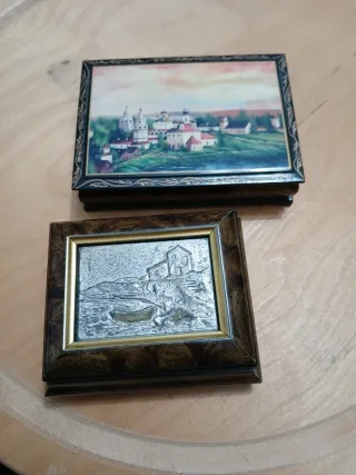 2 portagioielli vintage in legno