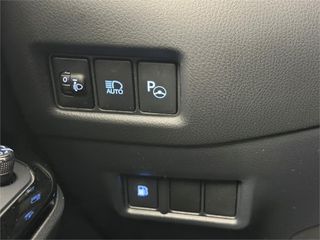 TOYOTA Toyota C-HR 5P Advance 125H Automático (e-CVT)