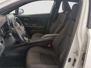 TOYOTA Toyota C-HR 5P Active 125H e-CVT
