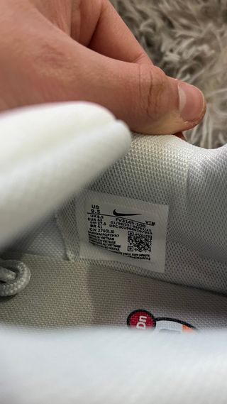 Nike Air Max Dn Gris y Blanco