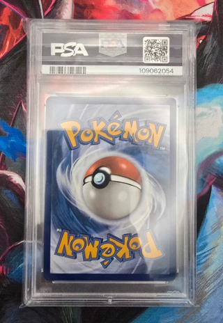 Carta Gradata PSA 8 Pikachu 062/193 Trick or Trade