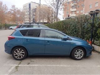 Toyota Auris 2016