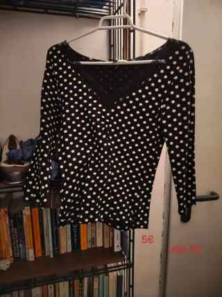 Blusa lunares talla 36