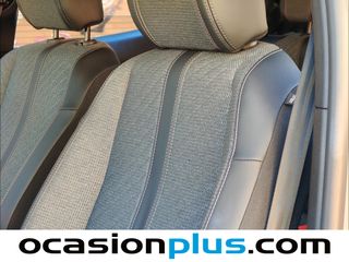 Peugeot 2008 Allure Hybrid eDCS6 100 kW (136 CV)