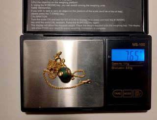 Cadena de oro con colgante de oro 18K y 6 diamante