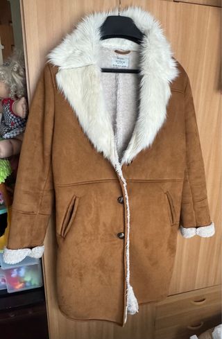 Abrigo Bershka Talla L Forro Polar