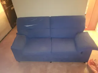 Sofá azul de tela